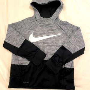 ⭐️Nike Dri-Fit M hoodie with kangaroo pocket